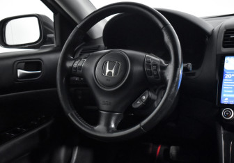 Подержанный автомобиль Honda Accord Sedan 2007 года (15 фото)