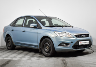 Подержанный автомобиль Ford Focus Sedan 2008 года (3 фото)