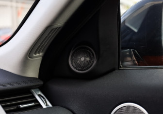 Подержанный автомобиль Land Rover Range Rover Evoque 2014 года (30 фото)