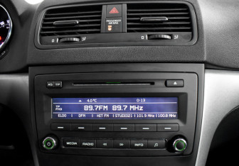 Подержанный автомобиль Skoda Yeti 2014 года (15 фото)