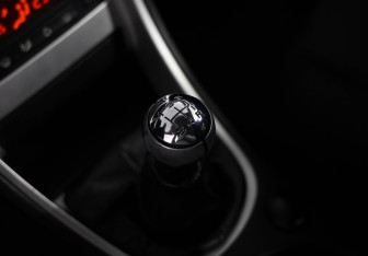 Подержанный автомобиль Peugeot 307 Hatchback 2007 года (11 фото)