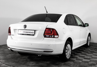 Подержанный автомобиль Volkswagen Polo Sedan 2016 года (5 фото)