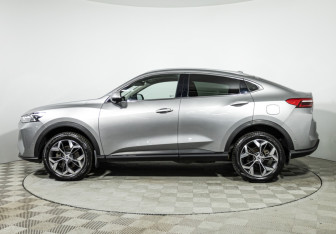 Подержанный автомобиль Haval F7x 2022 года (8 фото)
