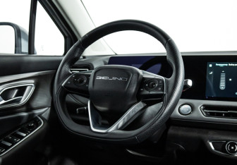 Подержанный автомобиль BAIC U5 Plus 2023 года (20 фото)