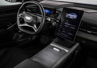 Подержанный автомобиль Geely Preface 2024 года (9 фото)