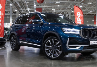 Подержанный автомобиль Geely Monjaro 2024 года (7 фото)