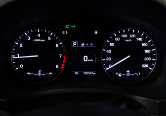 Подержанный автомобиль Hyundai Creta 2017 года (12 фото)