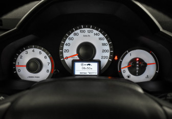 Подержанный автомобиль Honda Pilot 2008 года (19 фото)