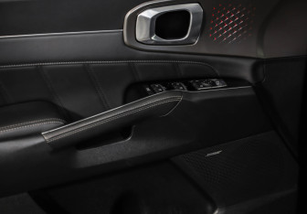 Подержанный автомобиль Kia Sorento 2021 года (23 фото)