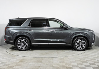 Подержанный автомобиль Hyundai Palisade 2020 года (4 фото)
