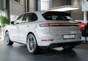 Новый Porsche Cayenne 2024 (4 фото)