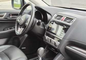 Подержанный автомобиль Subaru Outback Wagon 2015 года (15 фото)