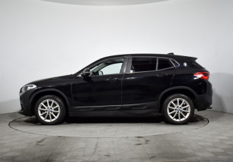 Подержанный автомобиль BMW X2 2019 года (8 фото)