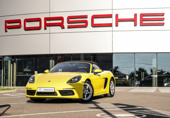 Подержанный автомобиль Porsche Boxster 2020 года (1 фото)