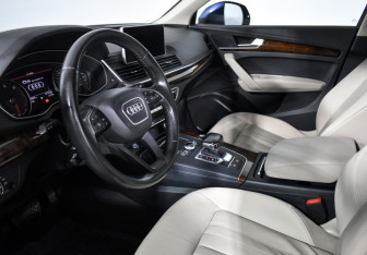 Подержанный автомобиль Audi Q5 2017 года (9 фото)
