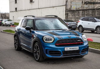Подержанный автомобиль MINI Countryman 2021 года (5 фото)