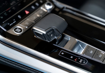 Новый Audi Q8 2025 (11 фото)