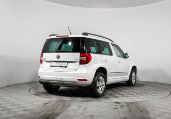 Подержанный автомобиль Skoda Yeti 2014 года (5 фото)
