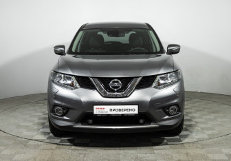 Подержанный автомобиль Nissan X-Trail 2017 года (2 фото)
