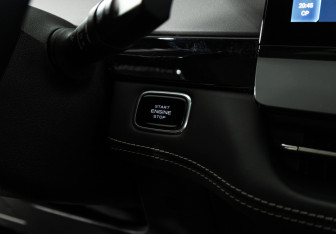 Подержанный автомобиль Changan UNI-K 2023 года (22 фото)