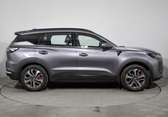Подержанный автомобиль Chery Tiggo 7 Pro Max 2024 года (4 фото)