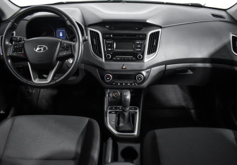Подержанный автомобиль Hyundai Creta 2017 года (13 фото)