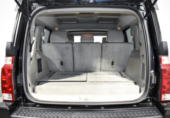 Подержанный автомобиль Jeep Commander 2008 года (23 фото)