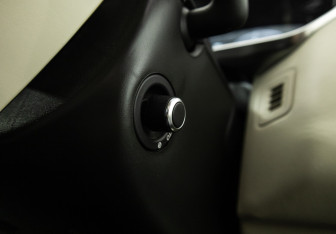 Подержанный автомобиль Land Rover Range Rover 2017 года (31 фото)