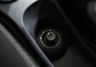 Подержанный автомобиль Renault Duster 2014 года (17 фото)