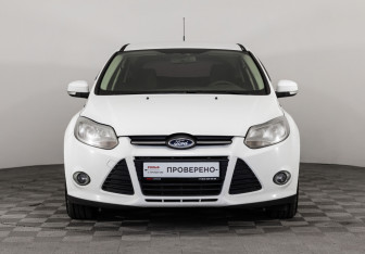 Подержанный автомобиль Ford Focus Hatchback 2012 года (2 фото)