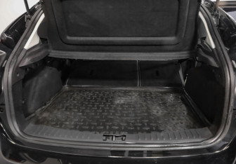 Подержанный автомобиль Ford Focus Hatchback 2012 года (25 фото)
