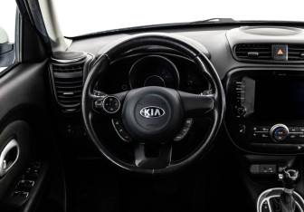 Подержанный автомобиль Kia Soul 2017 года (11 фото)