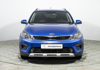 Подержанный автомобиль Kia Rio Hatchback 2020 года (2 фото)