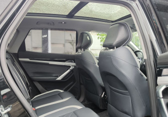 Подержанный автомобиль Geely Atlas 2024 года (22 фото)