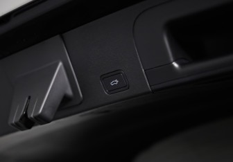 Подержанный автомобиль Geely Tugella 2023 года (34 фото)