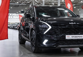 Подержанный автомобиль Kia Sportage 2022 года (4 фото)