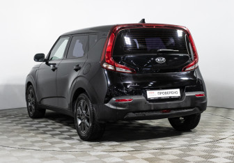 Подержанный автомобиль Kia Soul 2020 года (7 фото)