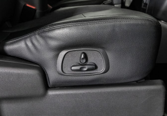 Подержанный автомобиль Mitsubishi Pajero 2014 года (25 фото)