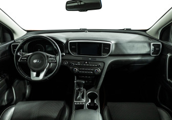 Подержанный автомобиль Kia Sportage 2019 года (13 фото)