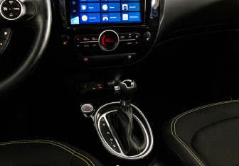 Подержанный автомобиль Kia Soul 2016 года (13 фото)