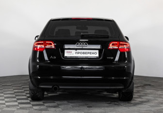 Подержанный автомобиль Audi A3 Hatchback 2012 года (6 фото)
