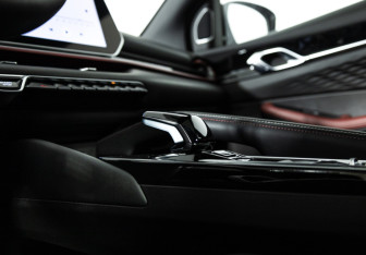 Подержанный автомобиль Geely Coolray 2024 года (20 фото)