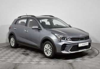 Подержанный автомобиль Kia Rio Hatchback 2021 года (3 фото)