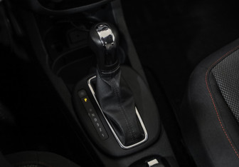 Подержанный автомобиль Opel Corsa 2012 года (16 фото)