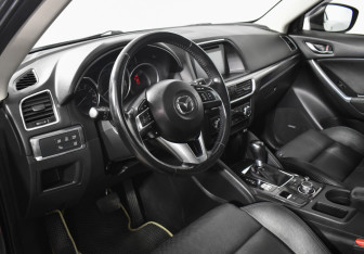 Подержанный автомобиль Mazda CX-5 2015 года (10 фото)