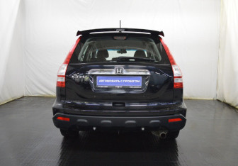 Подержанный автомобиль Honda CR-V 2008 года (6 фото)