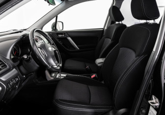 Подержанный автомобиль Subaru Forester Suv 2013 года (20 фото)