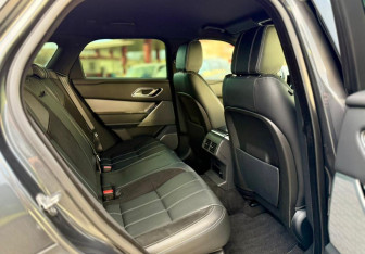 Подержанный автомобиль Land Rover Range Rover Velar 2017 года (25 фото)
