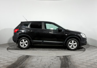 Подержанный автомобиль Nissan Qashqai 2007 года (4 фото)