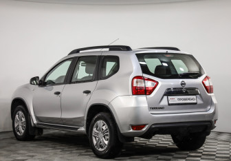 Подержанный автомобиль Nissan Terrano 2019 года (7 фото)
